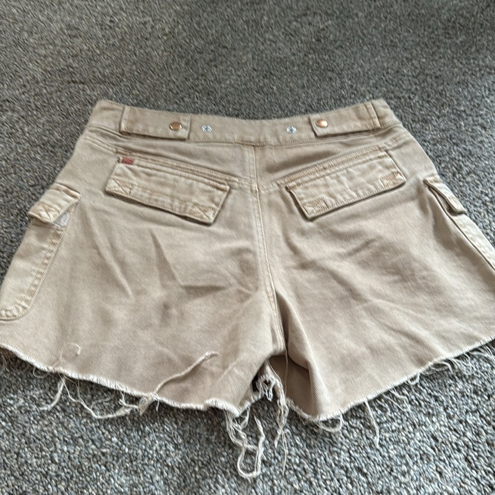 Urban A Line Cargo Shorts - Picture 5 of 5